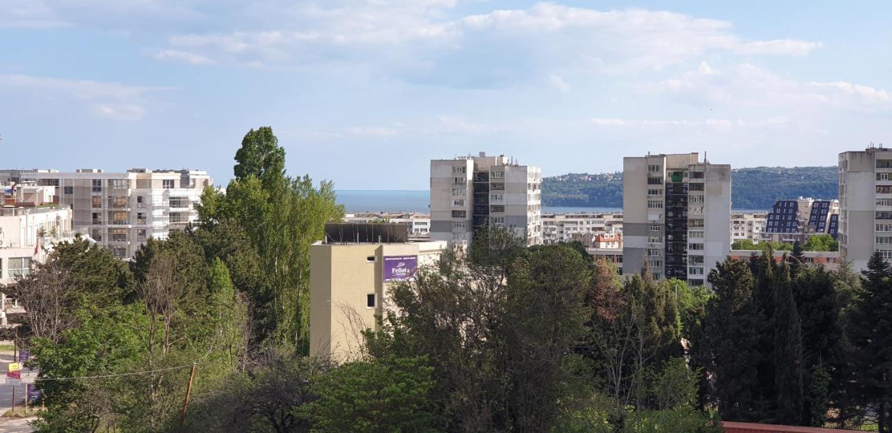 Family Holiday Apartments Breez 1 Varna Exterior photo